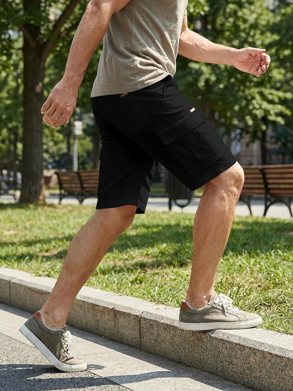 Cargo Shorts – Casual Shorts with 6 Pockets