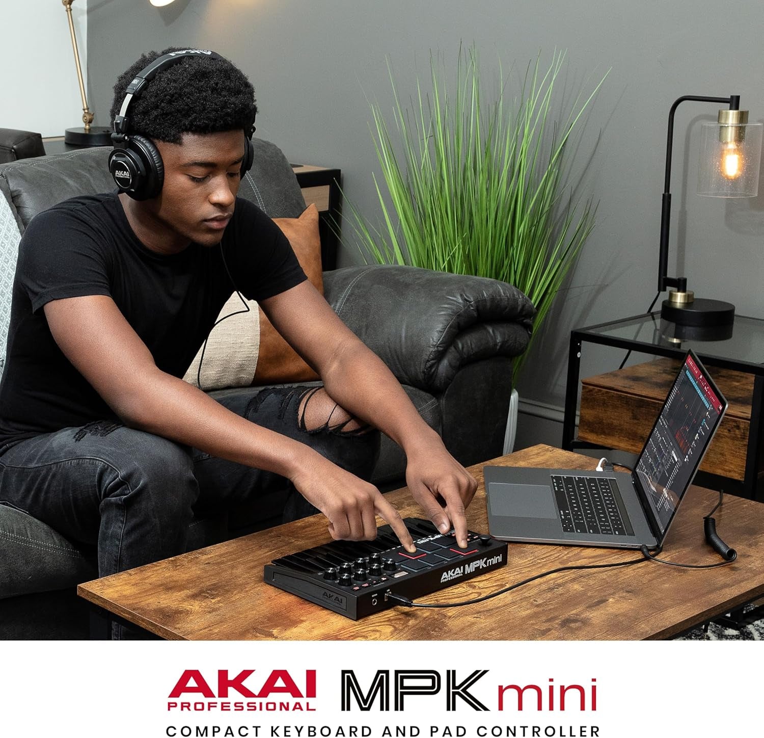 MPK Mini MK3-25 Key USB MIDI Keyboard Controller with 8 Backlit Drum Pads, 8 Knobs